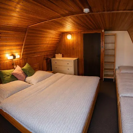 シャレー Ski Lake Cottage Krpacovo